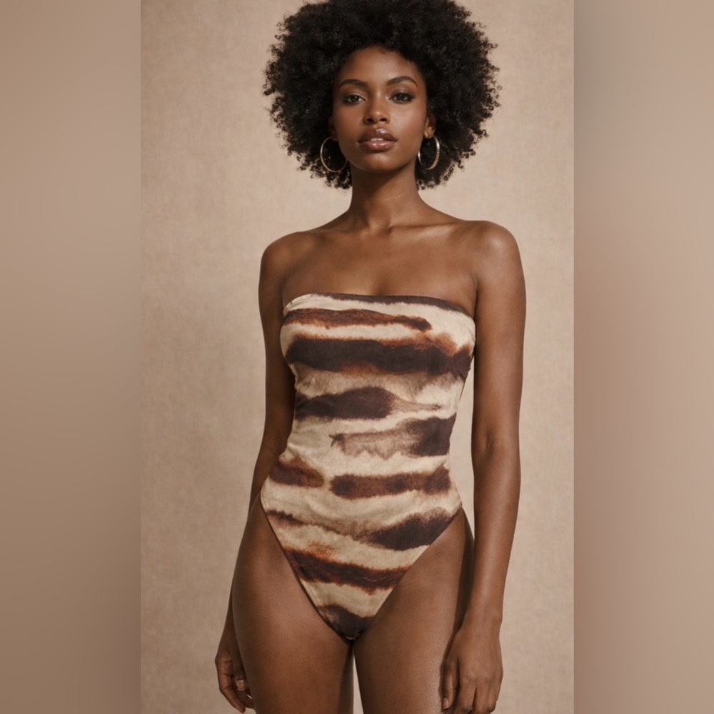 Zara Tulle Strapless Animal print Bodysuit in painterly tiger pattern!